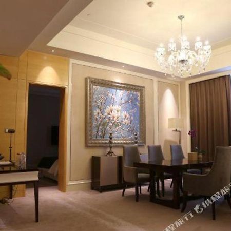 Ming Du Lakeside Hotel Наньнин Экстерьер фото