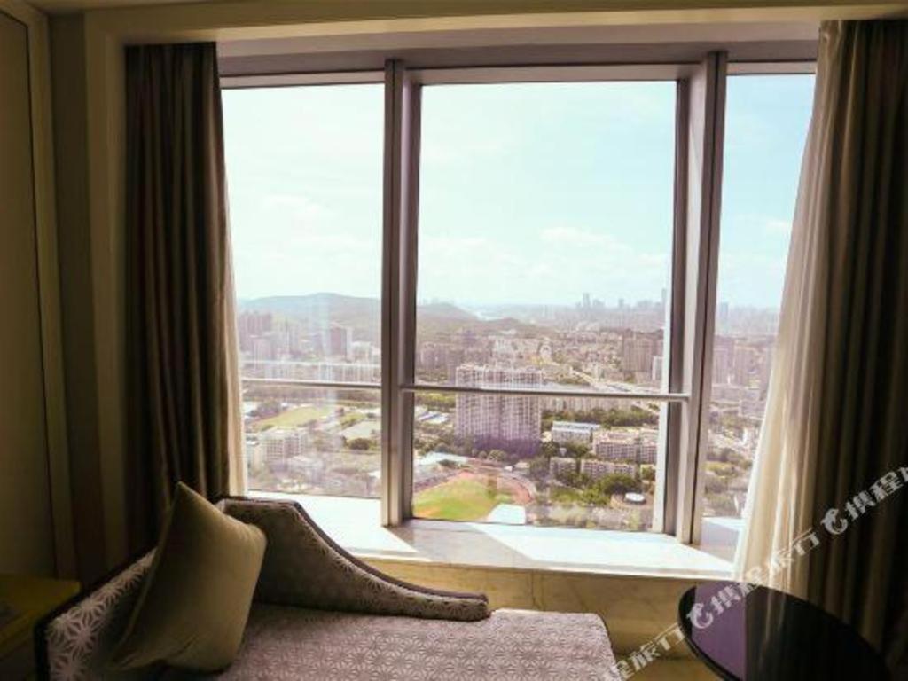 Ming Du Lakeside Hotel Наньнин Экстерьер фото