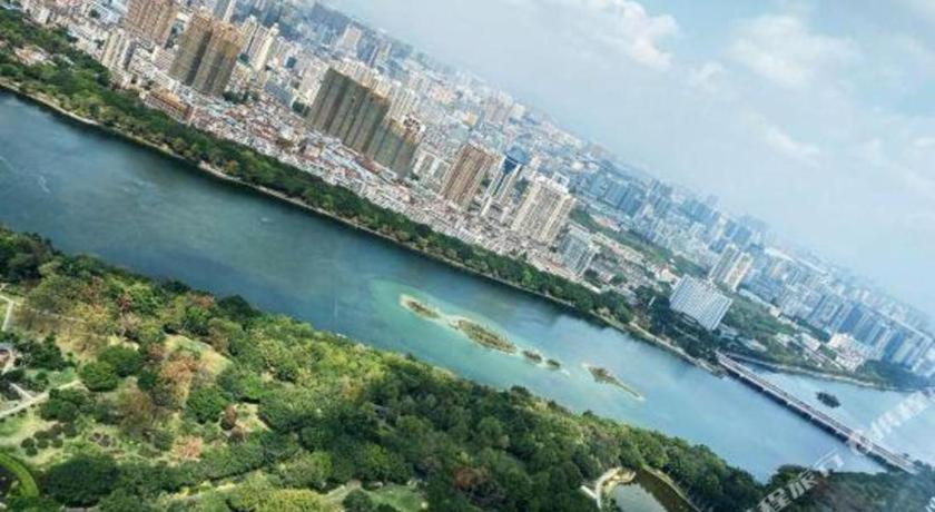 Ming Du Lakeside Hotel Наньнин Экстерьер фото